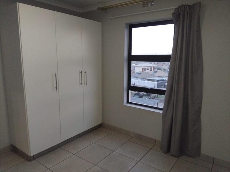 To Let 2 Bedroom Property for Rent in Clayville Gauteng
