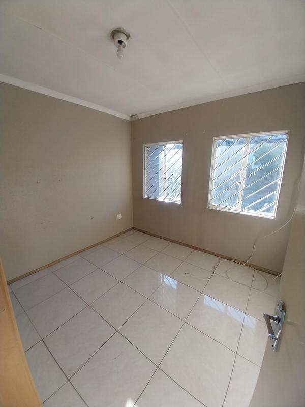 2 Bedroom Property for Sale in Laudium Gauteng