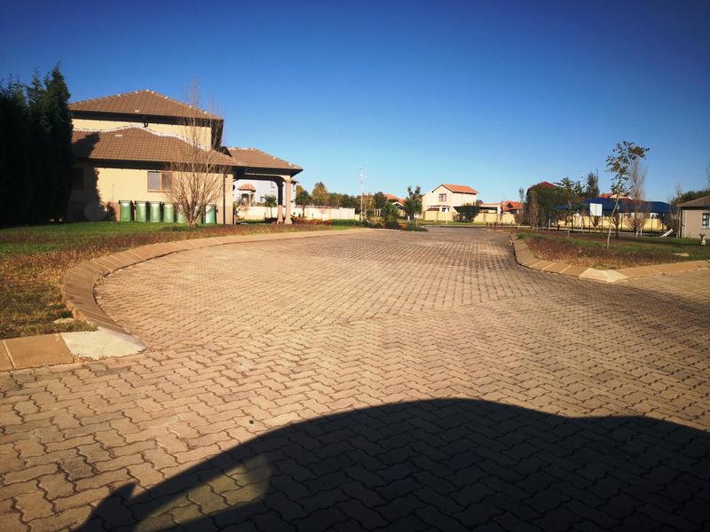 To Let 3 Bedroom Property for Rent in Parkrand Gauteng