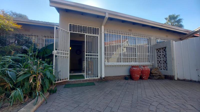 3 Bedroom Property for Sale in Freeway Park Gauteng