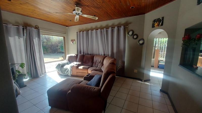 3 Bedroom Property for Sale in Freeway Park Gauteng