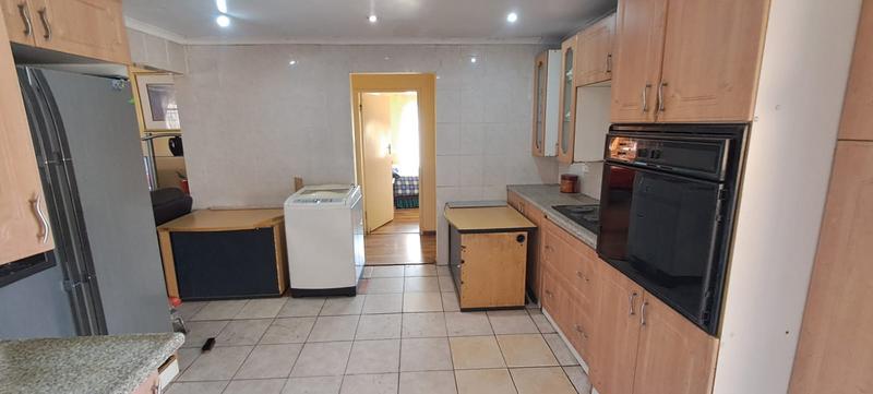 Commercial Property for Sale in Windmill Park Gauteng