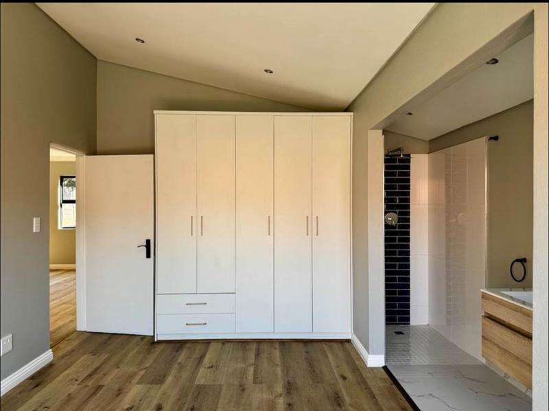 To Let 3 Bedroom Property for Rent in Bryanston Gauteng