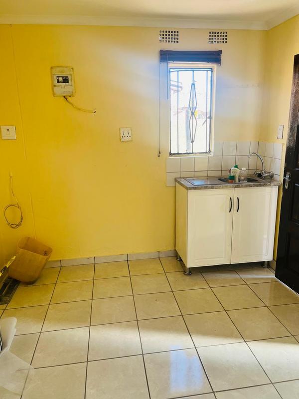 3 Bedroom Property for Sale in Protea Glen Gauteng