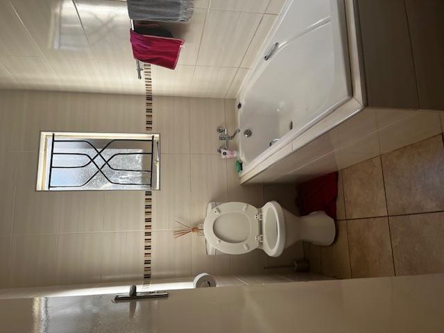 3 Bedroom Property for Sale in Windmill Park Gauteng
