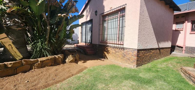 To Let 3 Bedroom Property for Rent in Elspark Gauteng