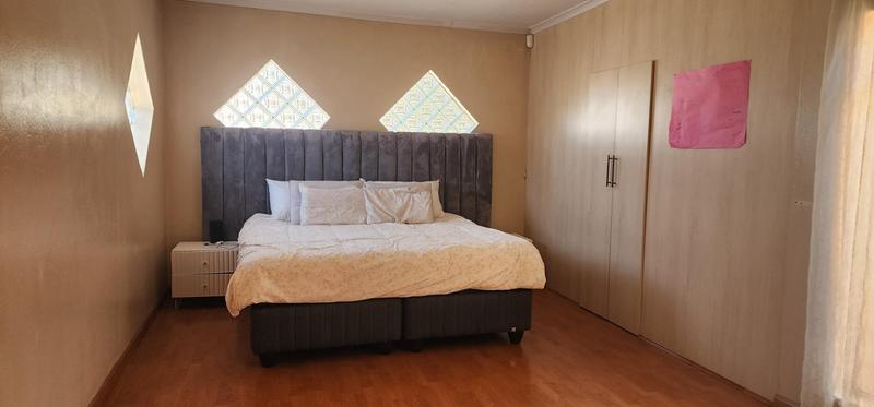 To Let 3 Bedroom Property for Rent in Elspark Gauteng