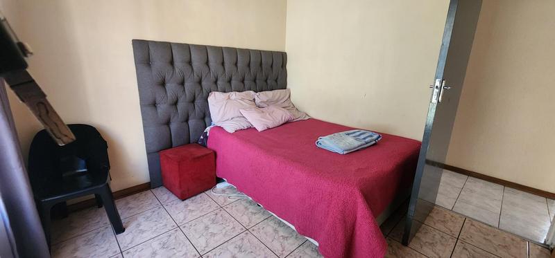 To Let 3 Bedroom Property for Rent in Elspark Gauteng