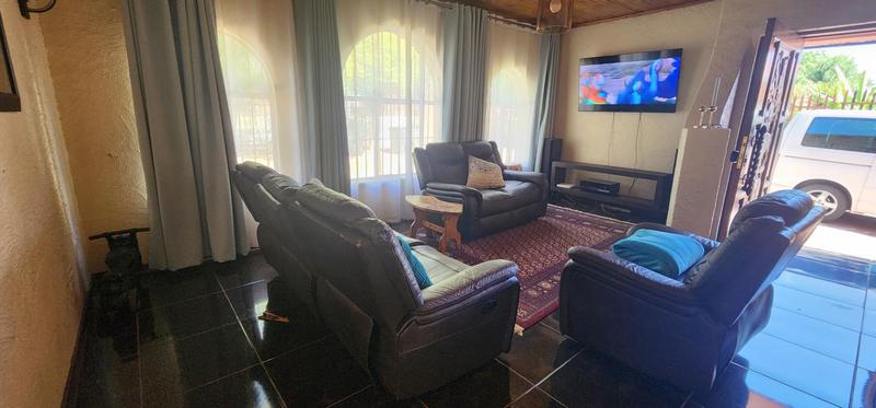 To Let 3 Bedroom Property for Rent in Elspark Gauteng