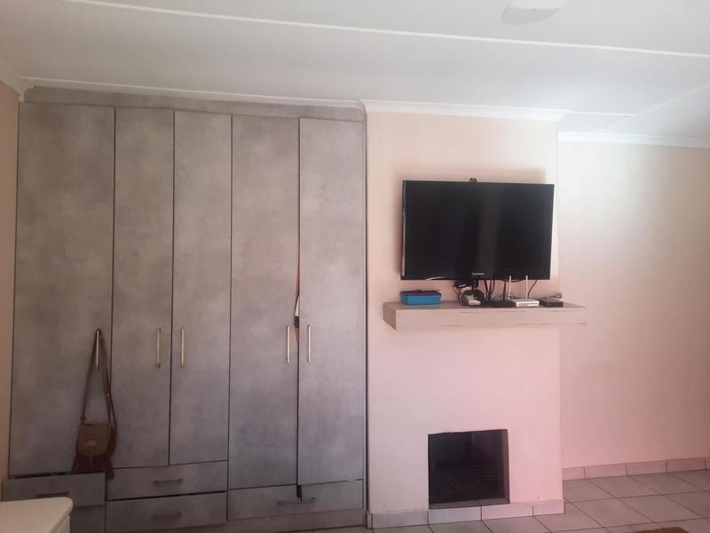 4 Bedroom Property for Sale in Arcon Park Gauteng