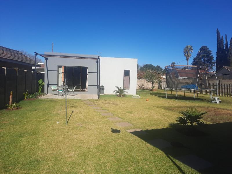 4 Bedroom Property for Sale in Arcon Park Gauteng