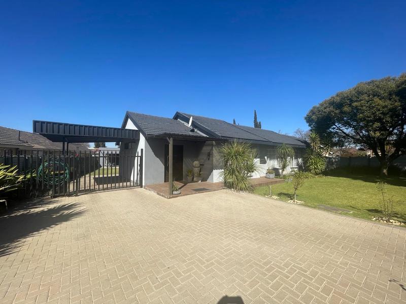4 Bedroom Property for Sale in Arcon Park Gauteng