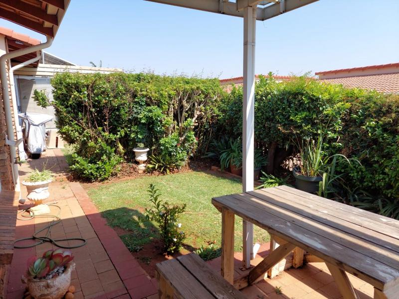 1 Bedroom Property for Sale in Panorama Estate Gauteng