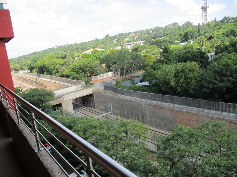 To Let 1 Bedroom Property for Rent in Nieuw Muckleneuk Gauteng