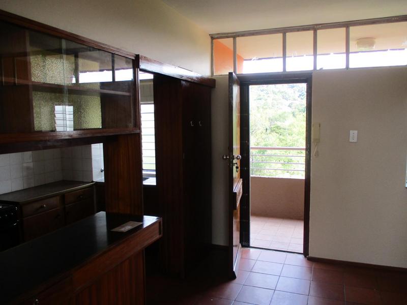 To Let 1 Bedroom Property for Rent in Nieuw Muckleneuk Gauteng