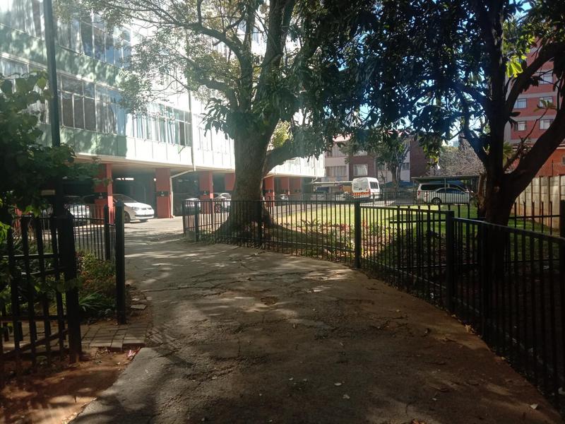 2 Bedroom Property for Sale in Sunnyside Gauteng