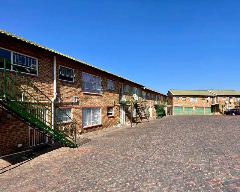 3 Bedroom Property for Sale in Rant En Dal Gauteng