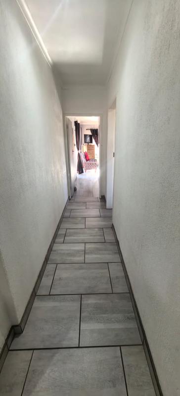 4 Bedroom Property for Sale in Witpoortjie Gauteng
