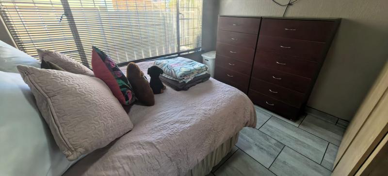 4 Bedroom Property for Sale in Witpoortjie Gauteng