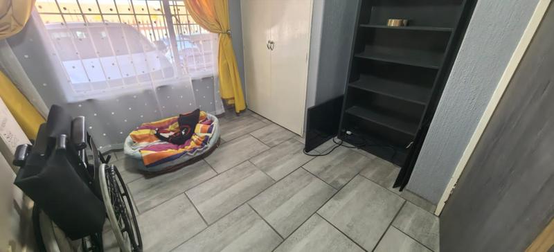4 Bedroom Property for Sale in Witpoortjie Gauteng