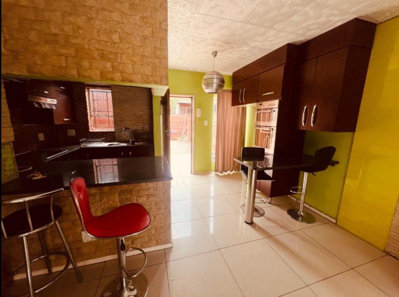3 Bedroom Property for Sale in Silverton Gauteng
