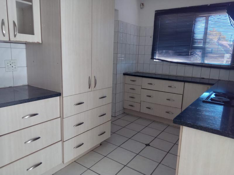 3 Bedroom Property for Sale in Wierda Park Gauteng