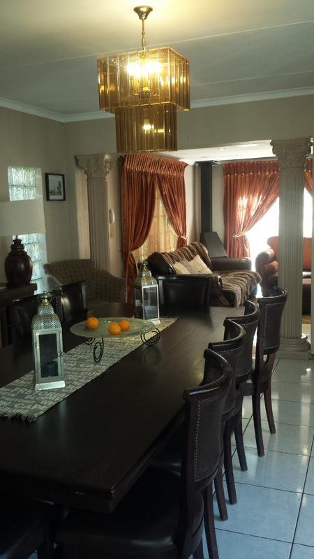 To Let 3 Bedroom Property for Rent in Beyers Park Gauteng