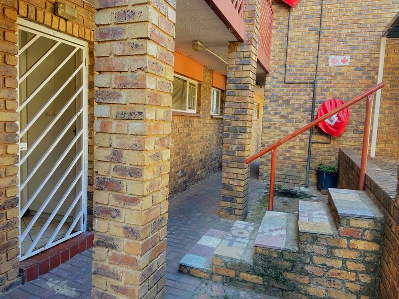 To Let 1 Bedroom Property for Rent in Whiteridge Gauteng