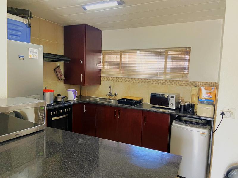 To Let 1 Bedroom Property for Rent in Whiteridge Gauteng