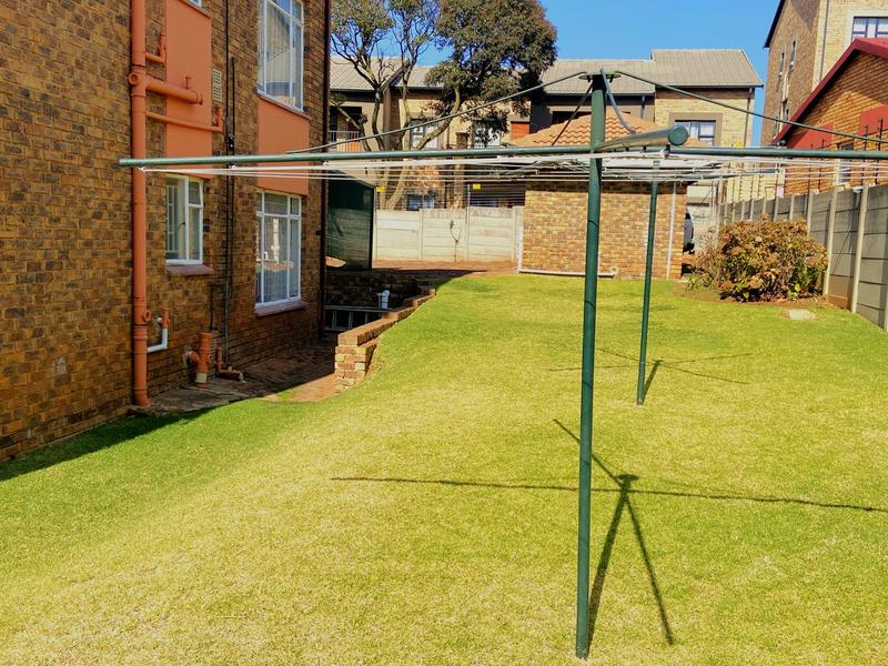 To Let 1 Bedroom Property for Rent in Whiteridge Gauteng
