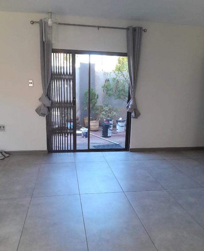 To Let 2 Bedroom Property for Rent in Sagewood Gauteng