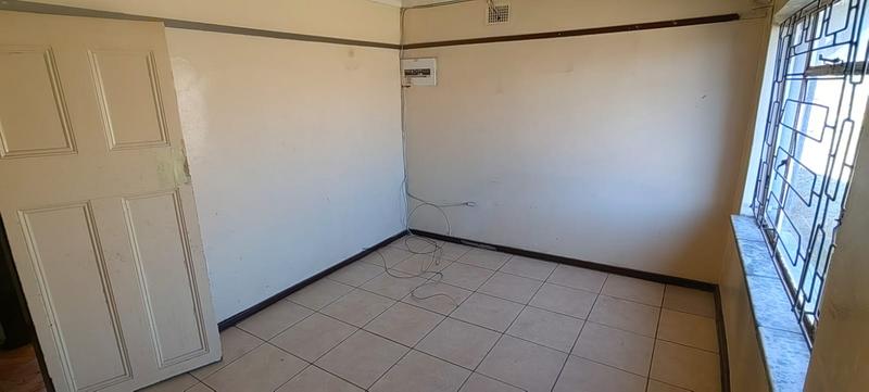 2 Bedroom Property for Sale in Meadowlands Gauteng