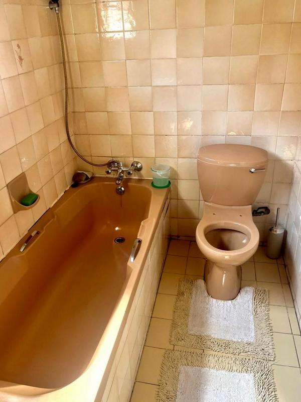 2 Bedroom Property for Sale in Tladi Gauteng
