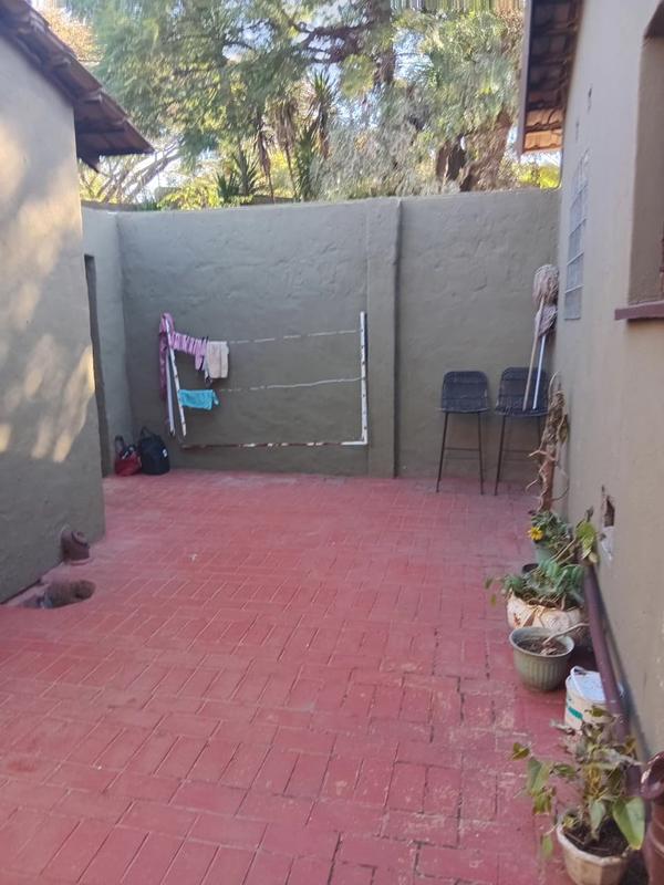 To Let 3 Bedroom Property for Rent in Mondeor Gauteng