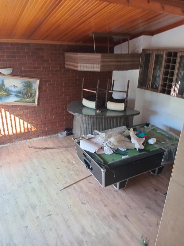 To Let 3 Bedroom Property for Rent in Mondeor Gauteng