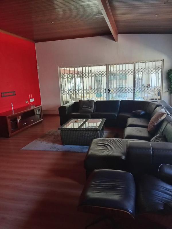 To Let 3 Bedroom Property for Rent in Mondeor Gauteng