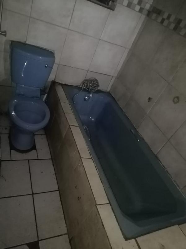 2 Bedroom Property for Sale in Senaoane Gauteng