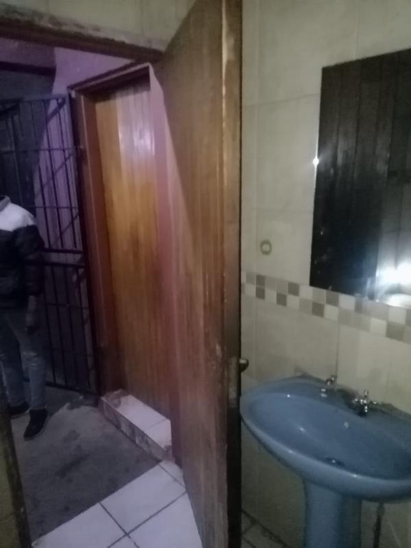 2 Bedroom Property for Sale in Senaoane Gauteng