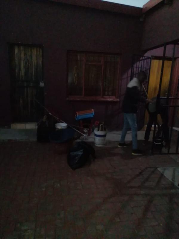 2 Bedroom Property for Sale in Senaoane Gauteng