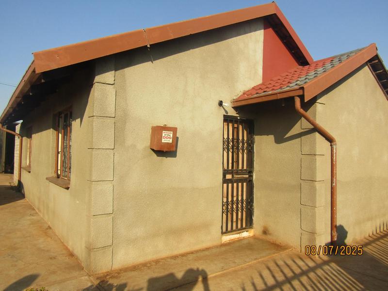 2 Bedroom Property for Sale in Vosloorus Ext 3 Gauteng