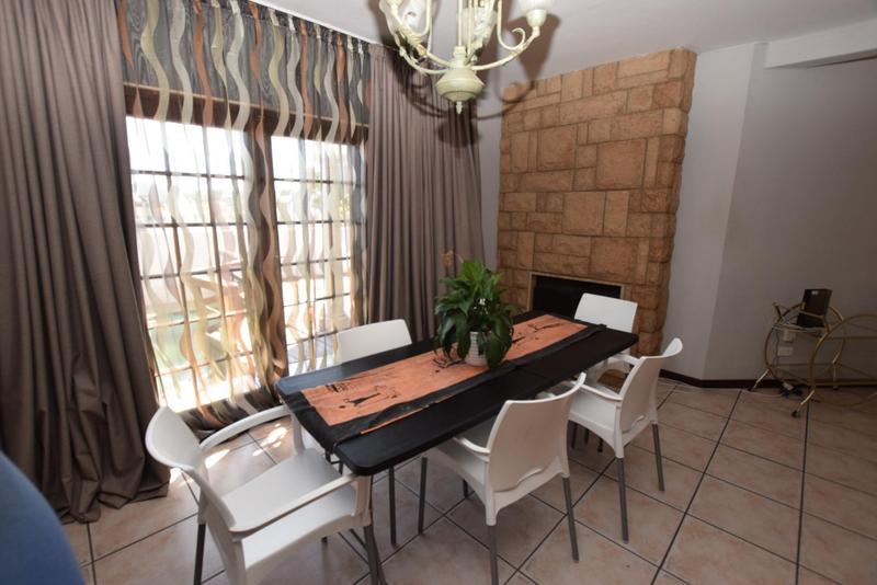 To Let 3 Bedroom Property for Rent in Kyalami Hills Gauteng