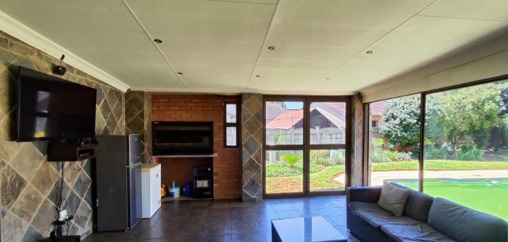 4 Bedroom Property for Sale in Freeway Park Gauteng