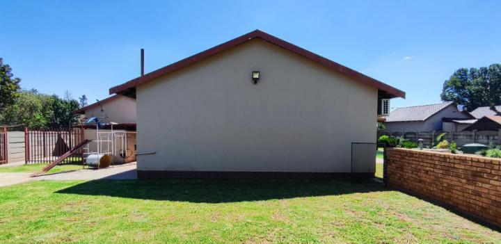 4 Bedroom Property for Sale in Freeway Park Gauteng