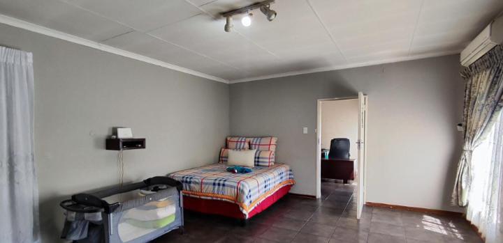 4 Bedroom Property for Sale in Freeway Park Gauteng