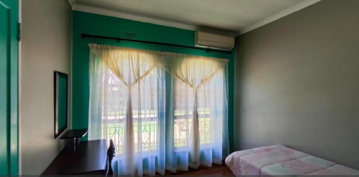 4 Bedroom Property for Sale in Freeway Park Gauteng