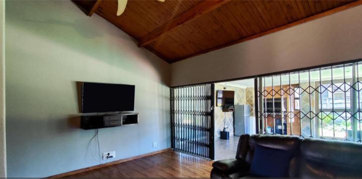 4 Bedroom Property for Sale in Freeway Park Gauteng