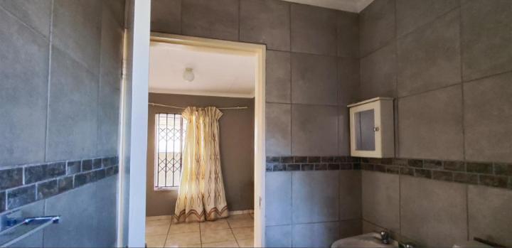 3 Bedroom Property for Sale in Windmill Park Gauteng