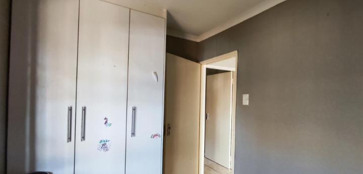3 Bedroom Property for Sale in Windmill Park Gauteng