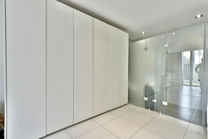 2 Bedroom Property for Sale in Dunkeld Gauteng