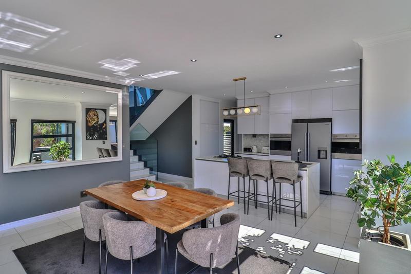 4 Bedroom Property for Sale in Midstream Meadows Gauteng